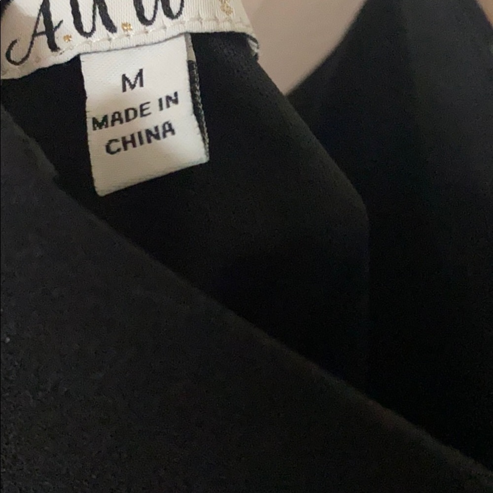 Dress - Picture 3 of 3